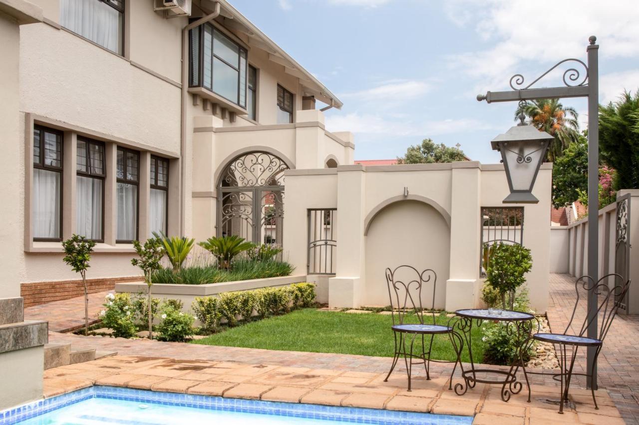 Adato Guesthouse Potchefstroom Exterior foto