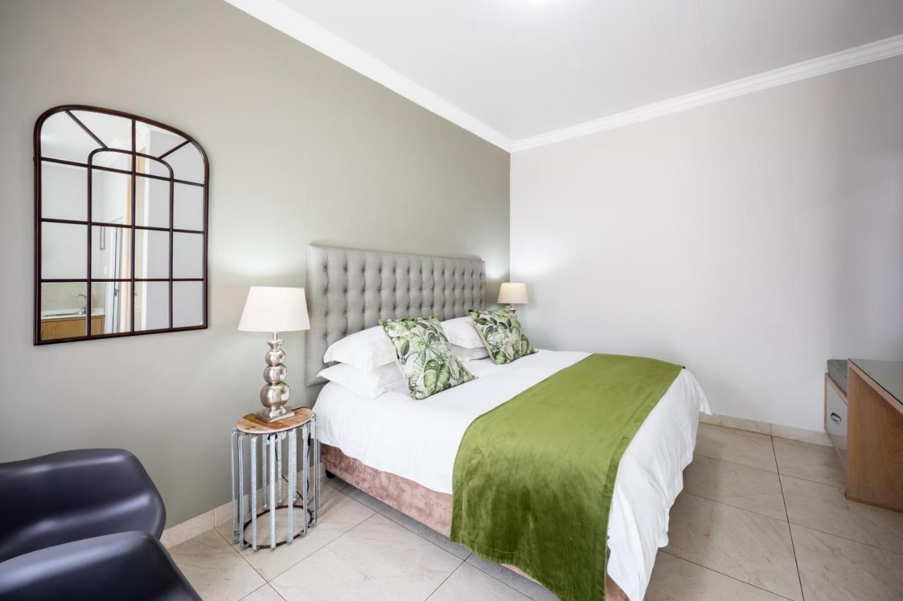 Adato Guesthouse Potchefstroom Exterior foto
